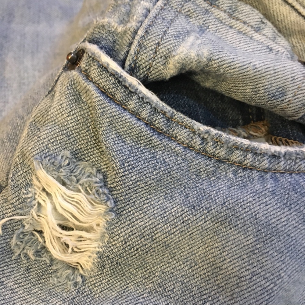 Pistola 25 women’s distressed skinny jeans flawed fabric pulling away on seam - Picture 5 of 11